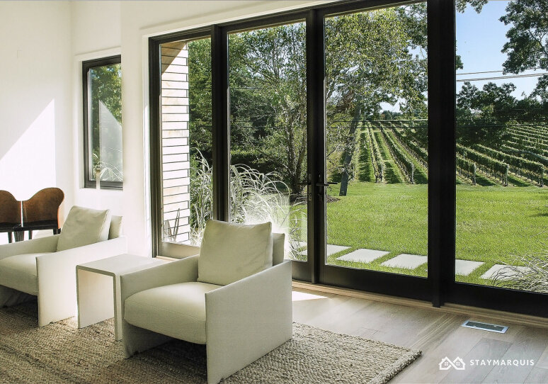 Hamptons Home 1020686