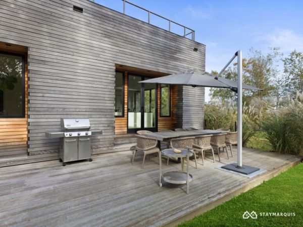 Hamptons Home 1020686