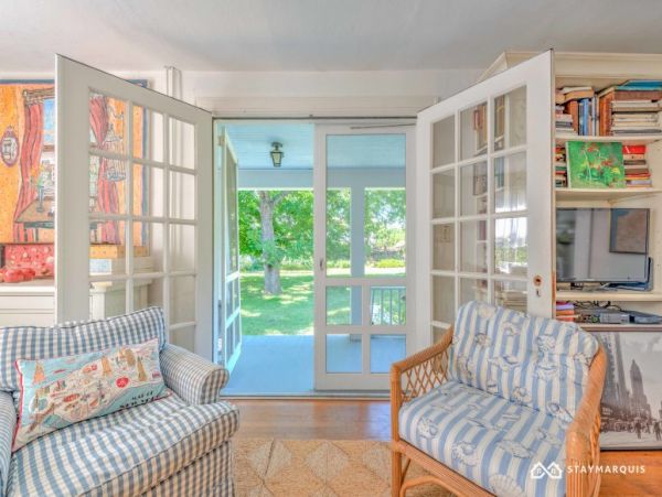Hamptons Home 1020687