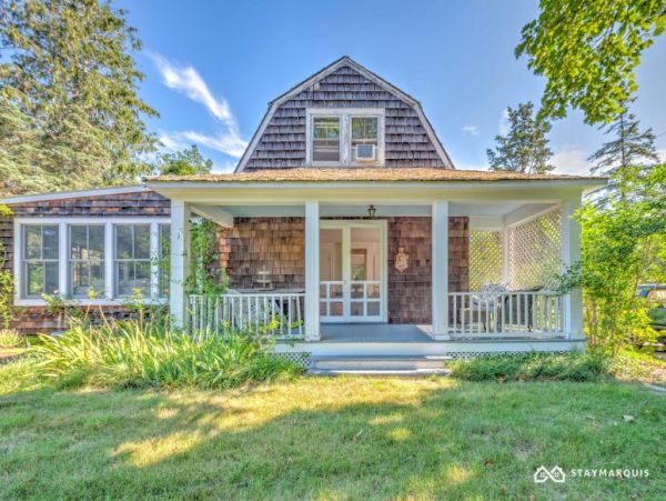 Hamptons Home 1020687