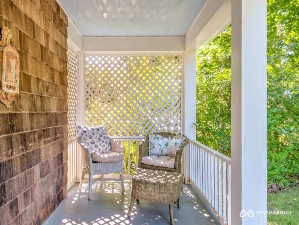 Hamptons Home 1020687