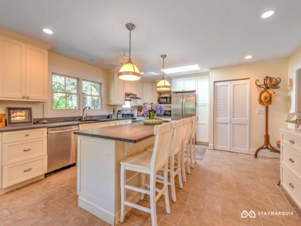 Hamptons Home 1020687