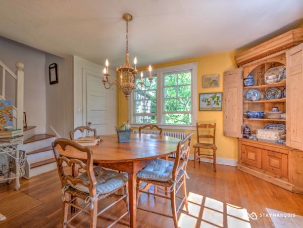 Hamptons Home 1020687