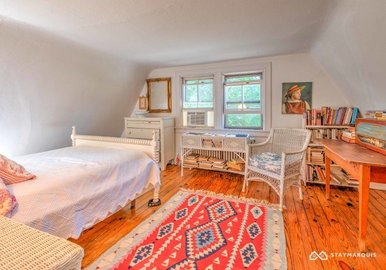 Hamptons Home 1020687