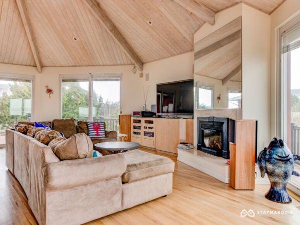 Hamptons Home 1020688