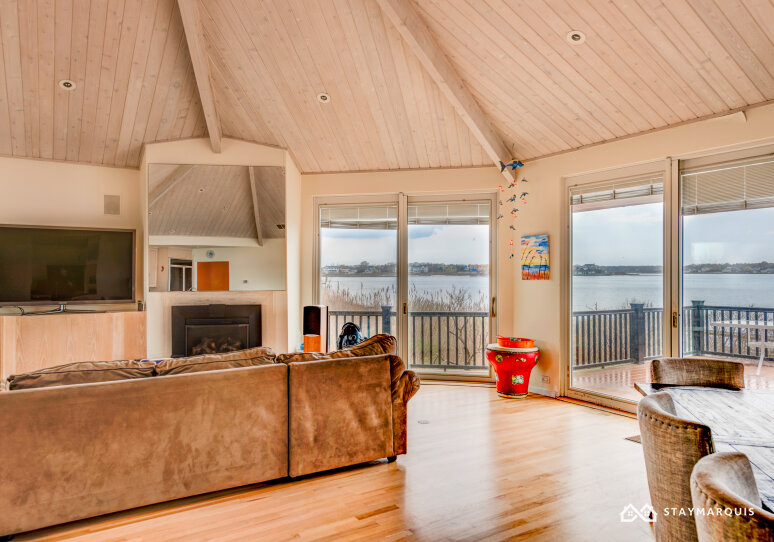 Hamptons Home 1020688