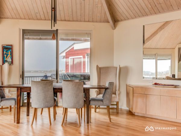 Hamptons Home 1020688