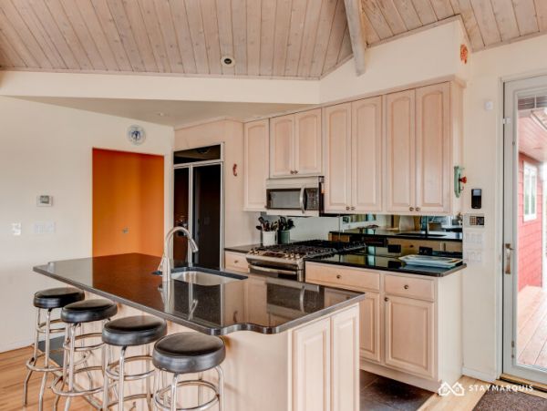 Hamptons Home 1020688