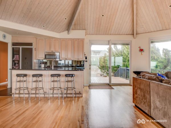 Hamptons Home 1020688