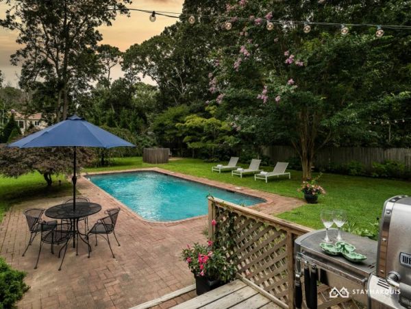 Hamptons Home 1020691