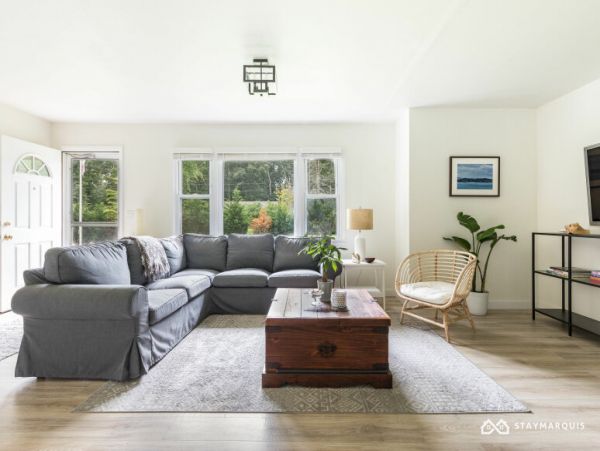 Hamptons Home 1020691