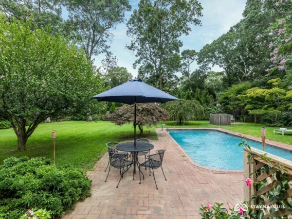 Hamptons Home 1020691