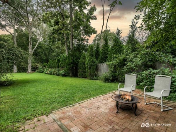 Hamptons Home 1020691