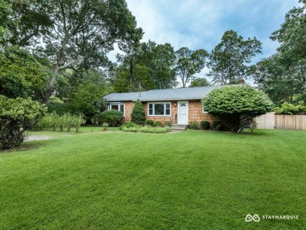 Hamptons Home 1020691