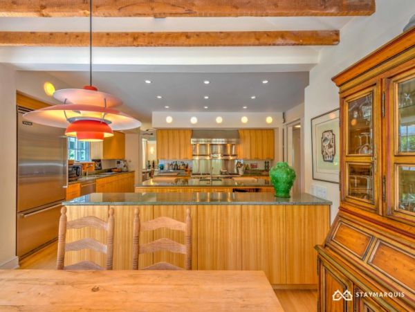 Hamptons Home 1020694