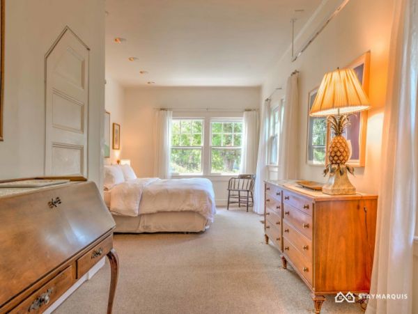 Hamptons Home 1020694