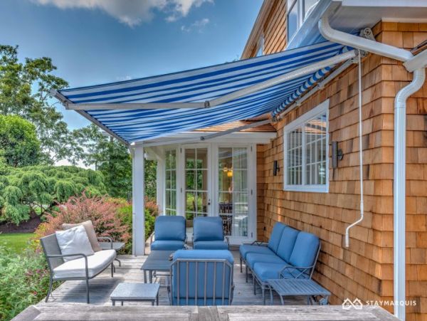 Hamptons Home 1020694