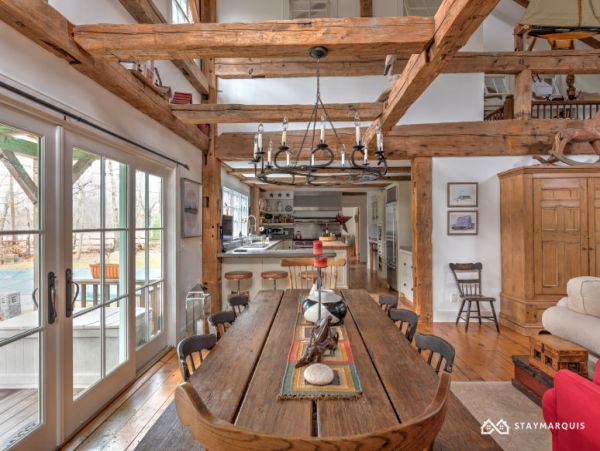 Hamptons Home 1020697