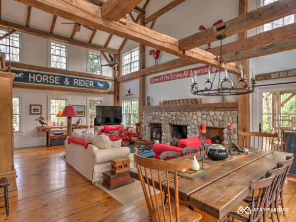 Hamptons Home 1020697