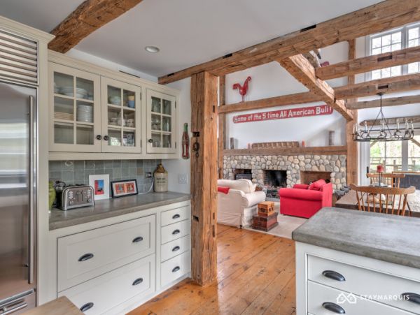 Hamptons Home 1020697