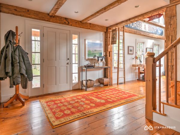 Hamptons Home 1020697