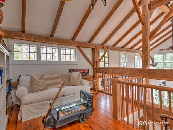 Hamptons Home 1020697