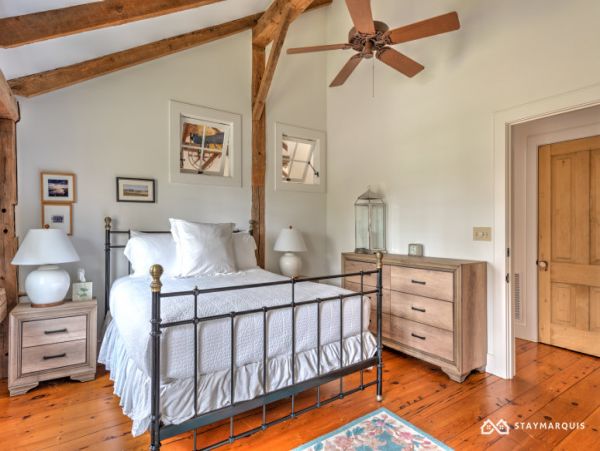 Hamptons Home 1020697