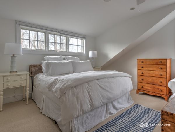 Hamptons Home 1020697