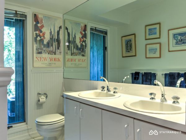 Hamptons Home 1020698