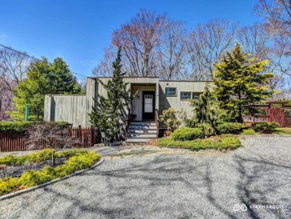 Hamptons Home 1020699