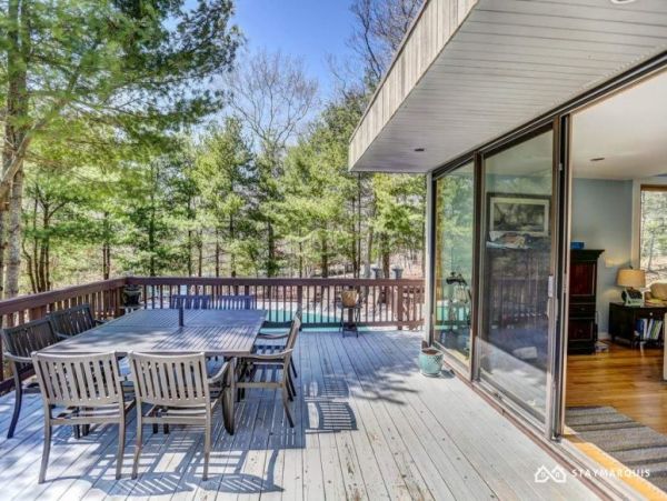 Hamptons Home 1020699