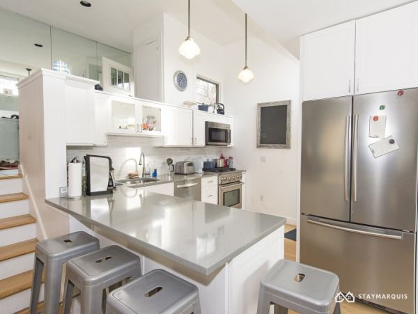 Hamptons Home 1020699