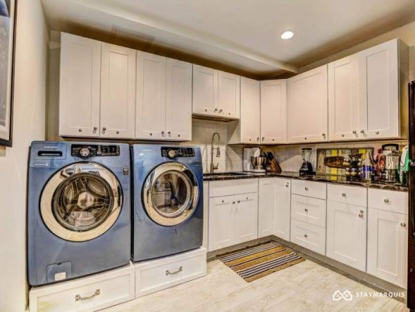 Hamptons Home 1020699