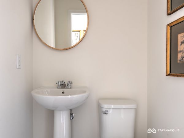 Hamptons Home 1020700