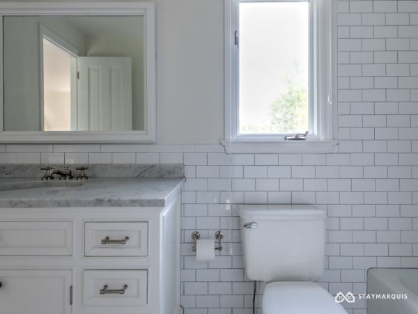 Hamptons Home 1020700