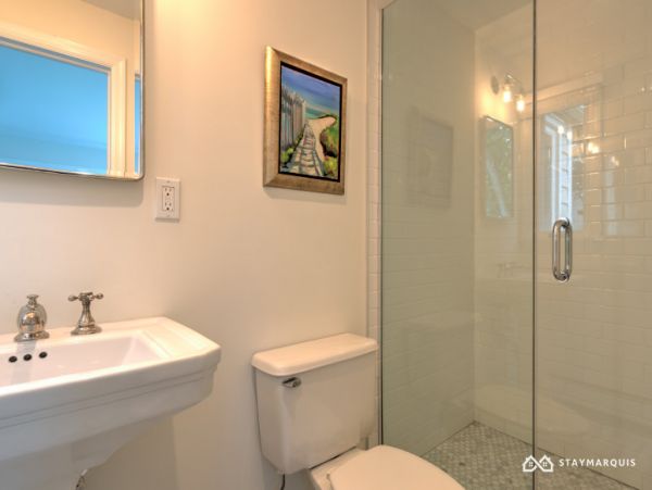Hamptons Home 1020700