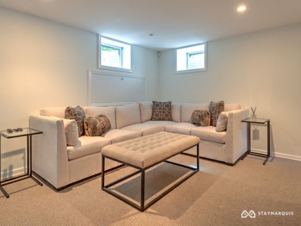Hamptons Home 1020700