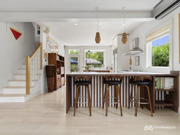 Hamptons Home 1020702