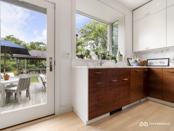 Hamptons Home 1020702