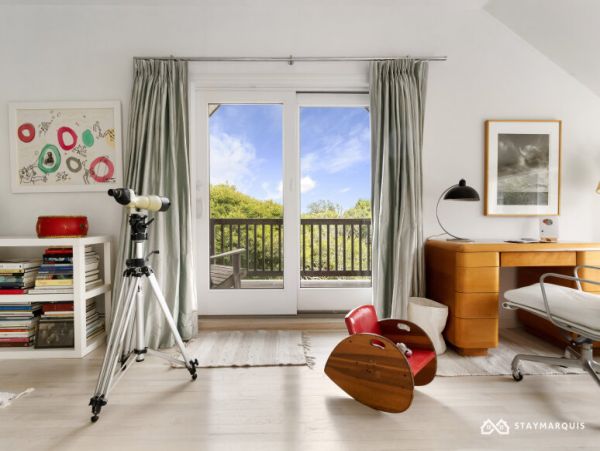 Hamptons Home 1020702