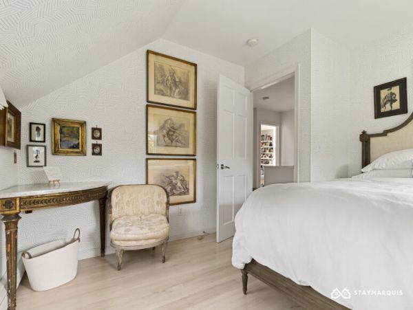 Hamptons Home 1020702