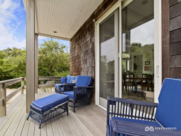 Hamptons Home 1020702