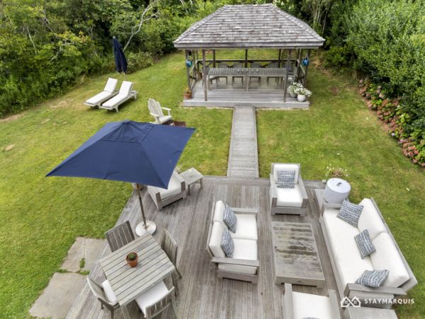 Hamptons Home 1020702