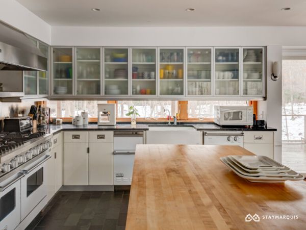 Hamptons Home 1020703