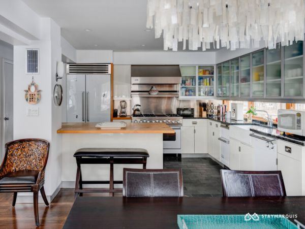 Hamptons Home 1020703