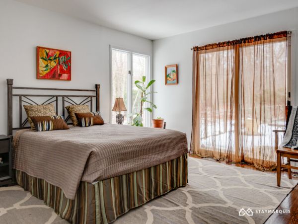 Hamptons Home 1020703