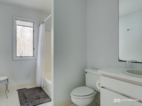 Hamptons Home 1020703