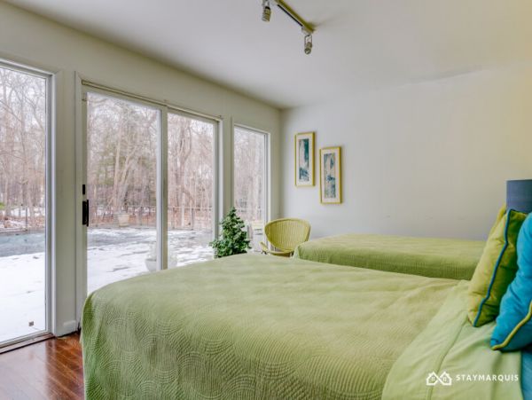 Hamptons Home 1020703