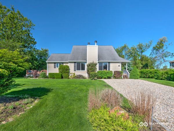 Hamptons Home 1020704