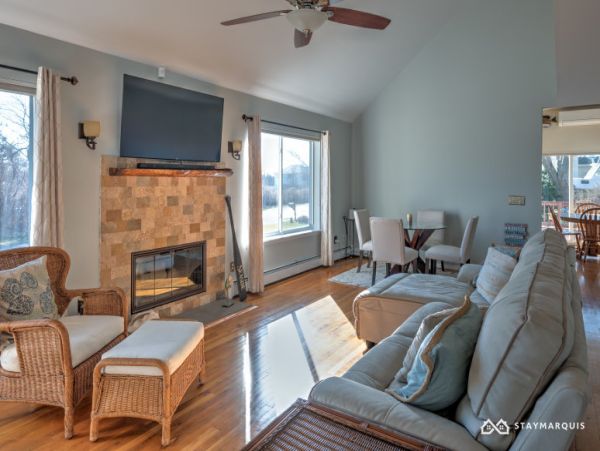 Hamptons Home 1020704